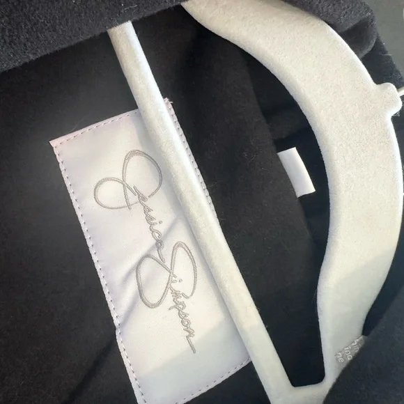 Jessica Simpson Black Trench Coat with Notched Lapel and Long Sleeves - Picture 2 of 7